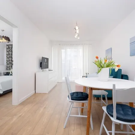 Bialy Dom By Jantar アパート