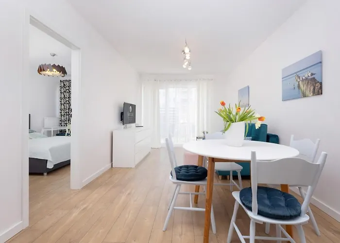 Bialy Dom By Jantar Apartment