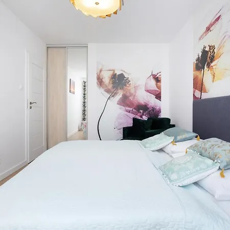 Bialy Dom By Jantar * Kołobrzeg