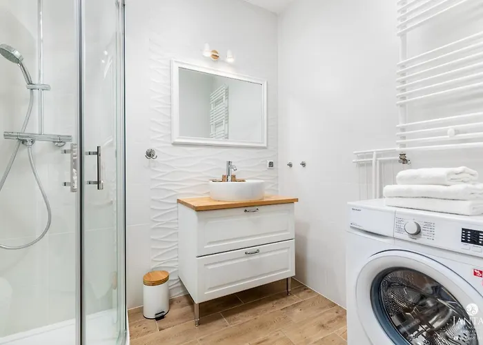 Bialy Dom By Jantar Kołobrzeg